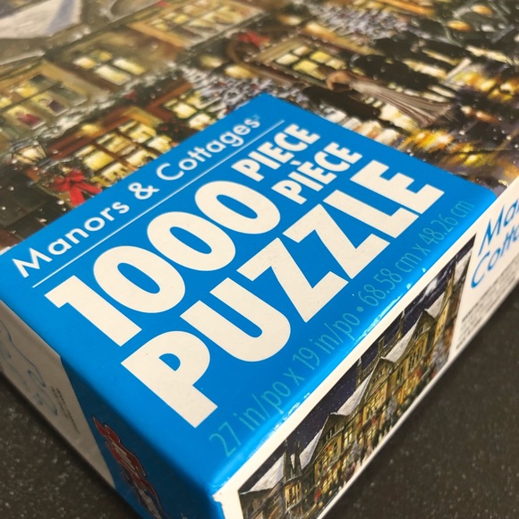 1000 piece Sure-Lox Winter Mansion puzzle - Picture 6 of 7